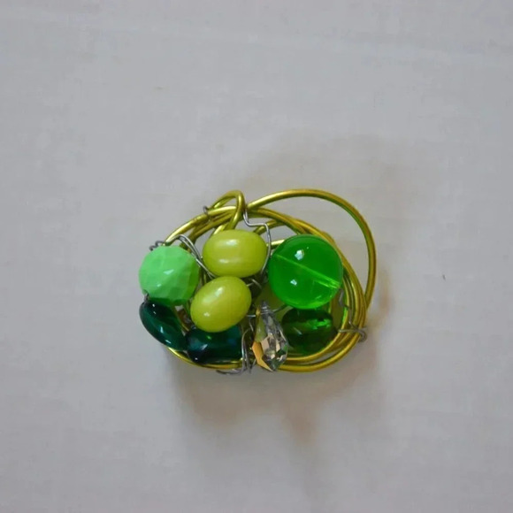5/$25 Green Beaded  Brooch - Picture 2 of 6